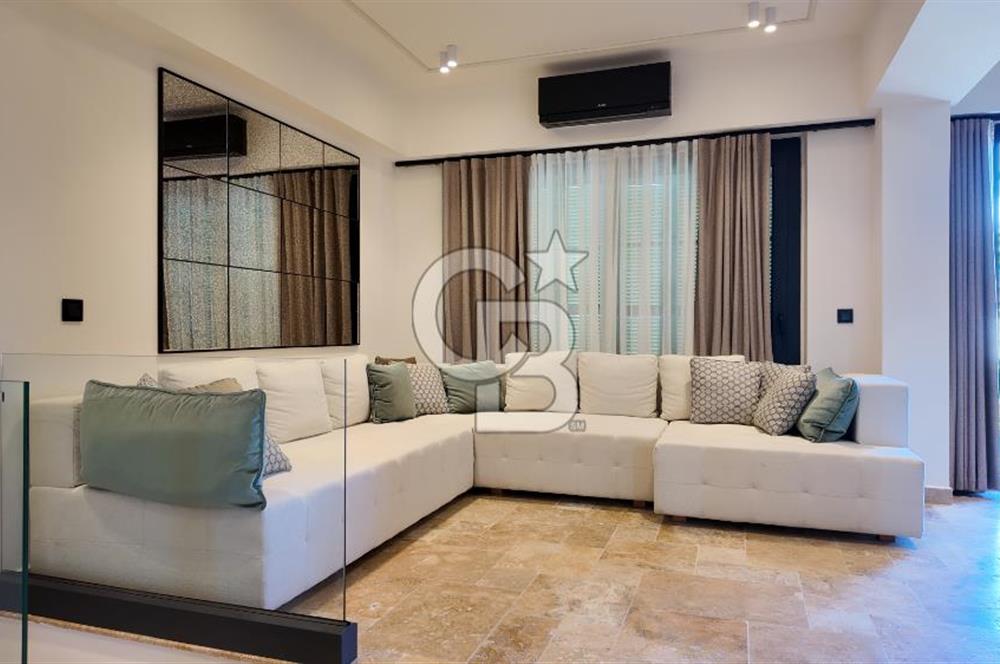 Çeşme Alaçatı Port Satılık Ters Dubleks Full Eşyalı 2+1 Villa