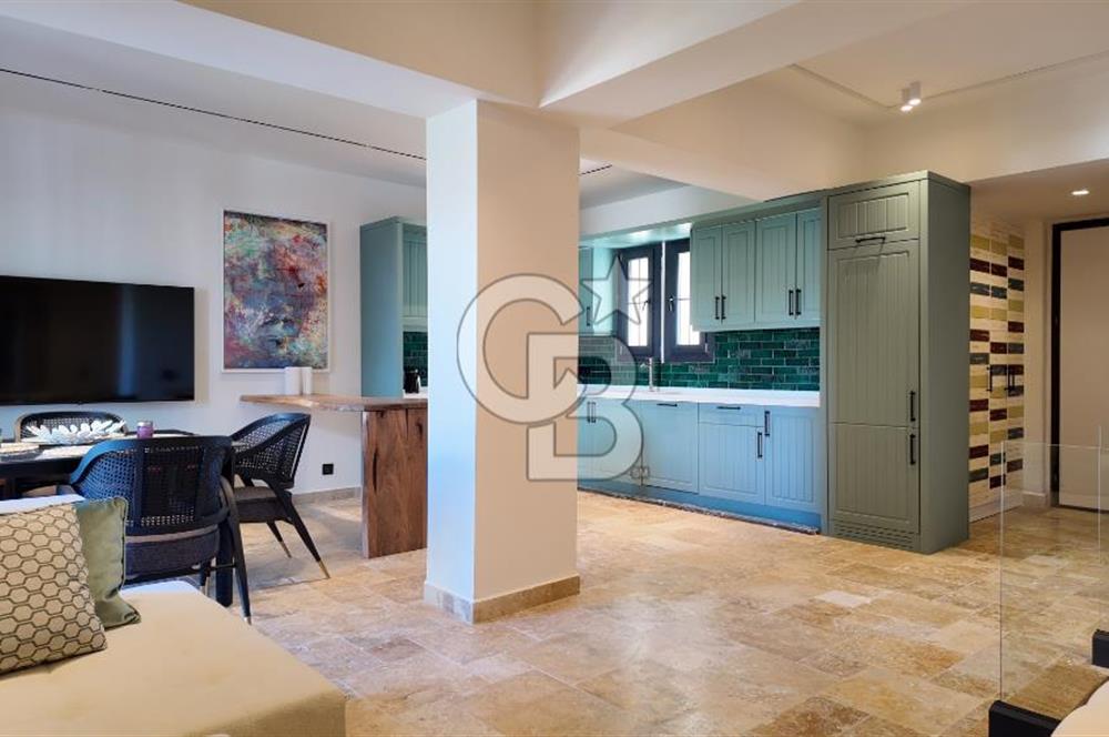 Çeşme Alaçatı Port Satılık Ters Dubleks Full Eşyalı 2+1 Villa