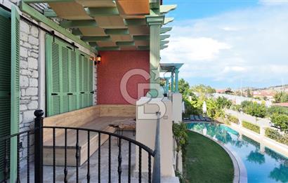 Çeşme Alaçatı Port Satılık Ters Dubleks Full Eşyalı 2+1 Villa