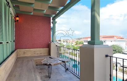 Çeşme Alaçatı Port Satılık Ters Dubleks Full Eşyalı 2+1 Villa