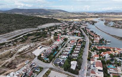 Çeşme Alaçatı Port Satılık Ters Dubleks Full Eşyalı 2+1 Villa