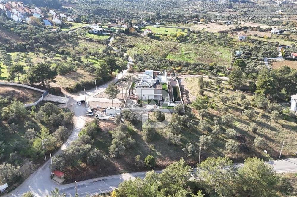 Kemalpaşa Yukarıkızılca’da villa imarlı arsa