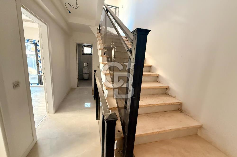 YAVUZ CADDESİ YAKINI SATILIK SIFIR GENİŞ TRIPLEKS 4+1 VİLLA