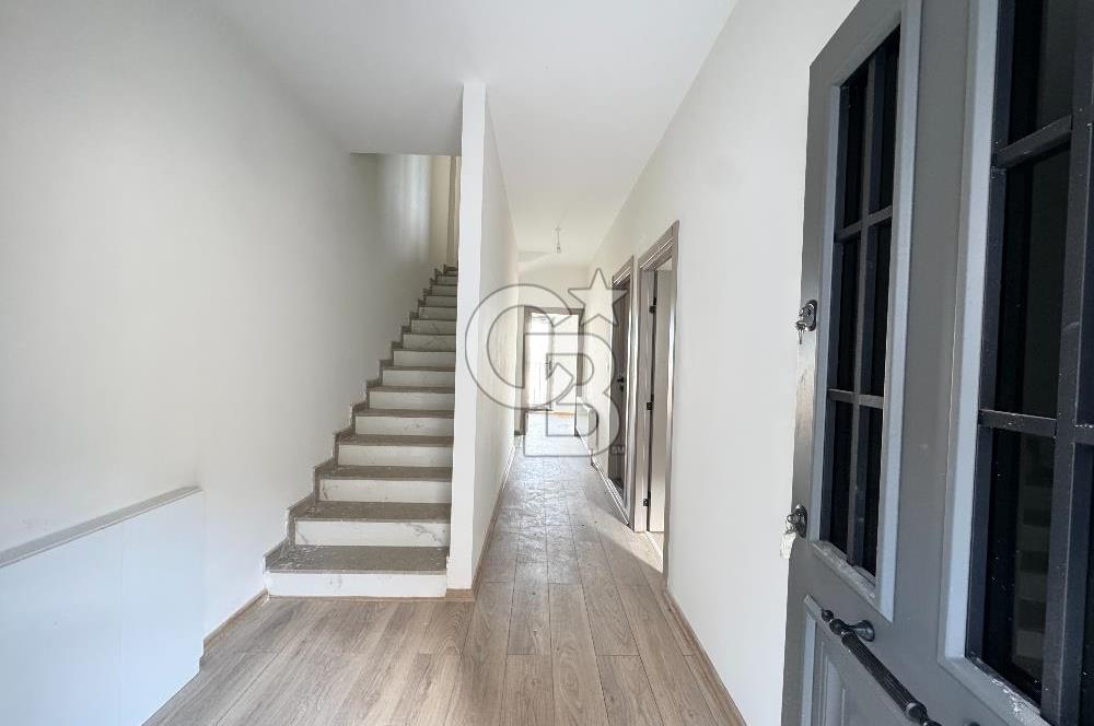 ÇANAKKALE MERKEZ SARAYCIK TRİPLEKS OTURUMA HAZIR 4+1 VİLLA