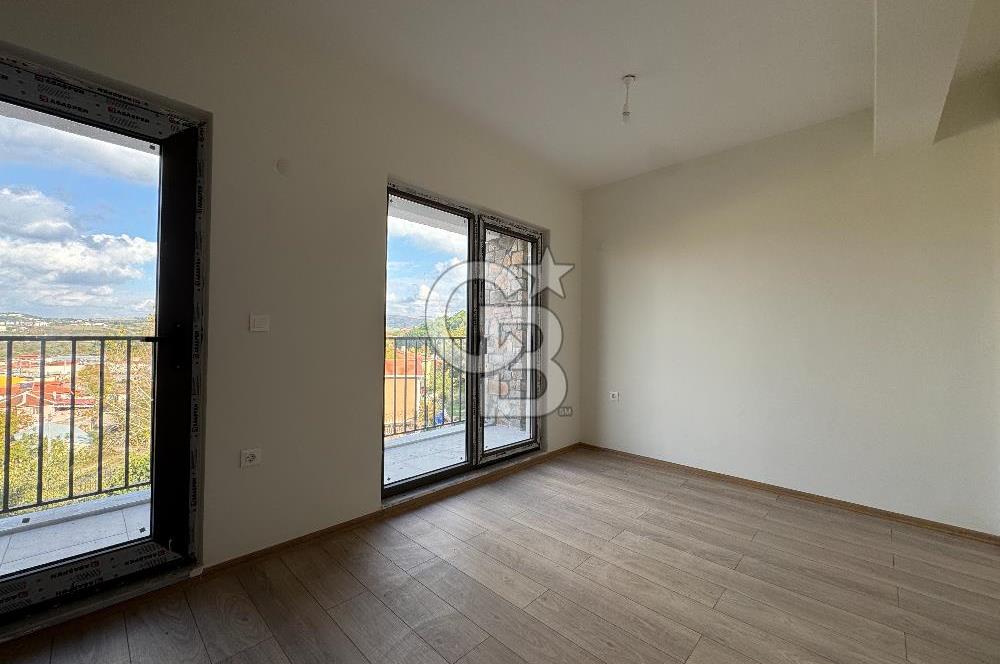 ÇANAKKALE MERKEZ SARAYCIK TRİPLEKS OTURUMA HAZIR 4+1 VİLLA