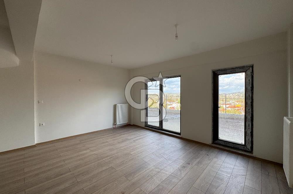 ÇANAKKALE MERKEZ SARAYCIK TRİPLEKS OTURUMA HAZIR 4+1 VİLLA