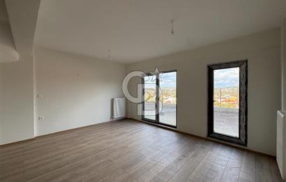 ÇANAKKALE MERKEZ SARAYCIK TRİPLEKS OTURUMA HAZIR 4+1 VİLLA