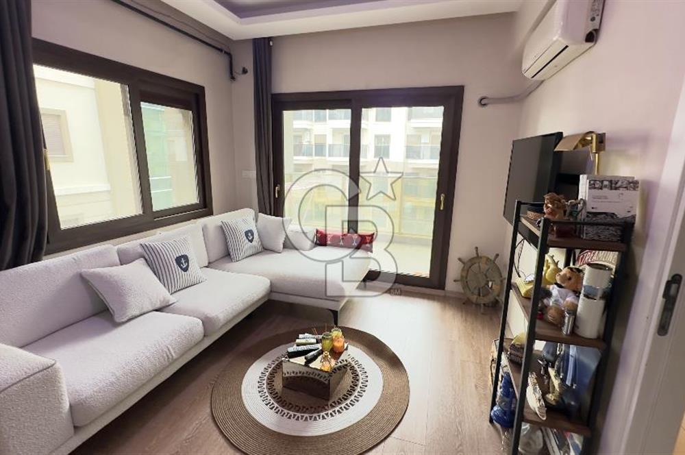 İZMİR MAVİŞEHİR HAVUZLU GÜVENLİKLİ SİTE’DE SATILIK 1+1 ŞIK DAİRE