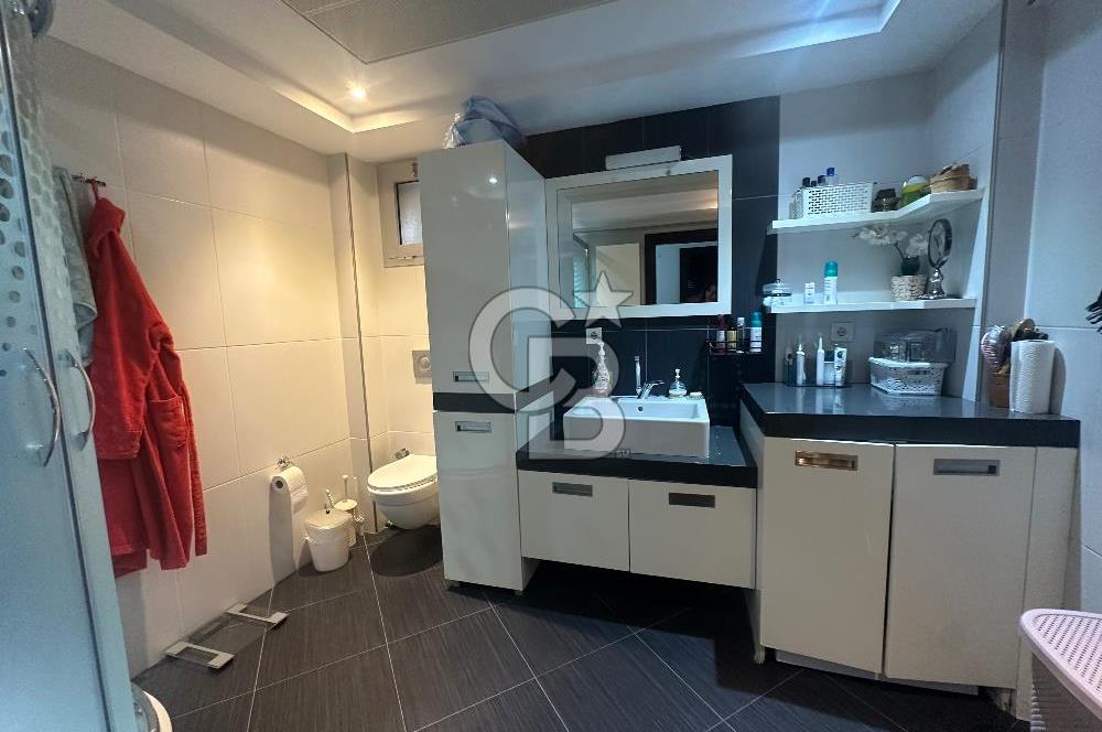 Karşıyaka Bostanlı da Satılık 3+1 Satılık Daire