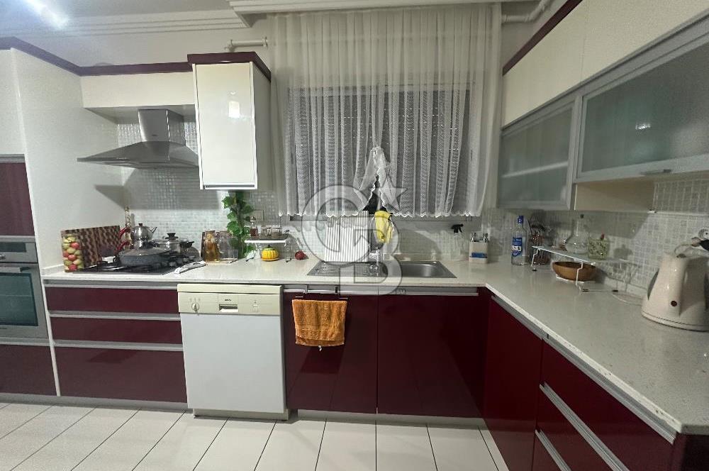 Karşıyaka Bostanlı da Satılık 3+1 Satılık Daire