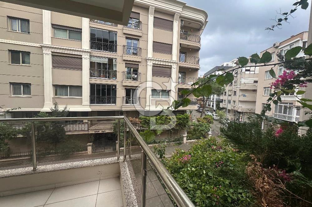 Karşıyaka Bostanlı da Satılık 3+1 Satılık Daire