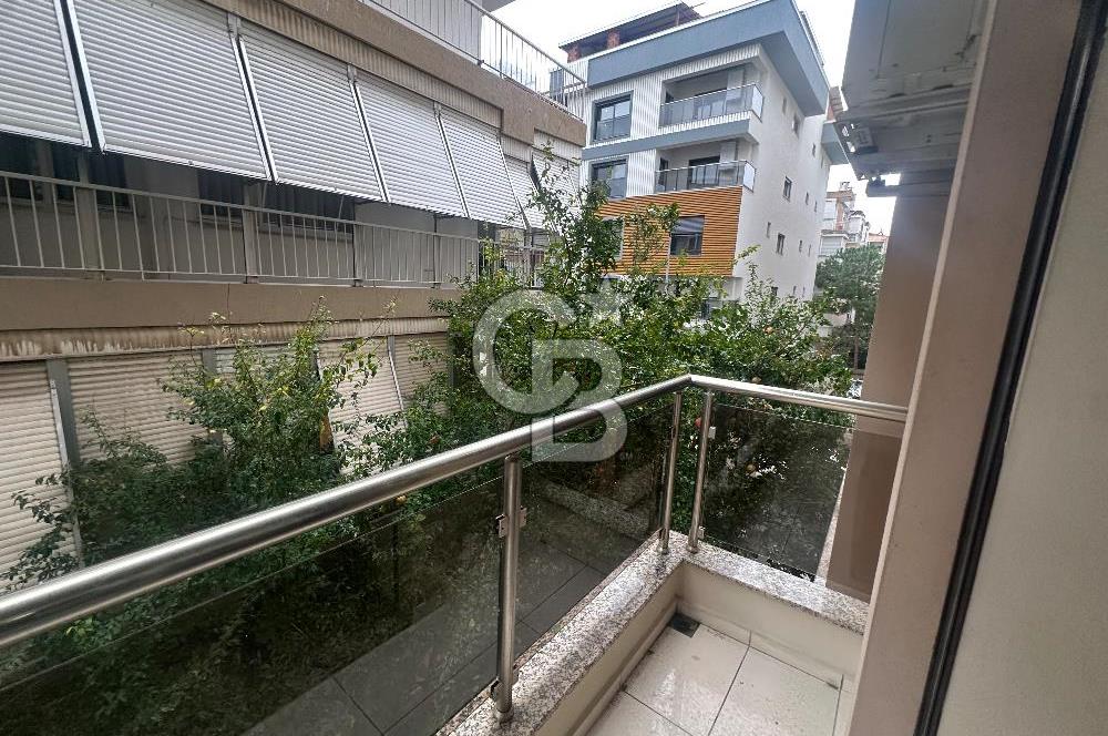 Karşıyaka Bostanlı da Satılık 3+1 Satılık Daire