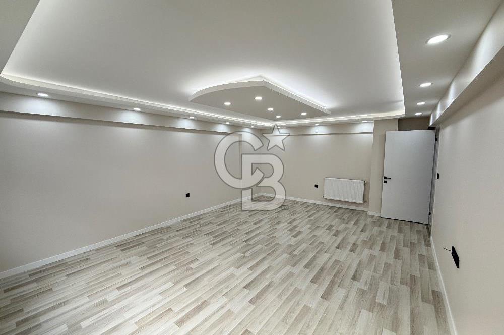 Güzelyalı’nın Kalbinde, Metroya Yürüme Mesafesinde Komple Yenilenmiş 3+1 Daire