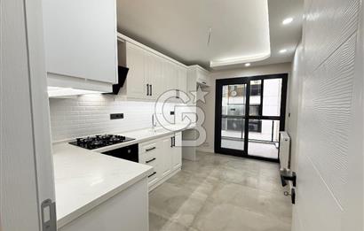 Güzelyalı’nın Kalbinde, Metroya Yürüme Mesafesinde Komple Yenilenmiş 3+1 Daire