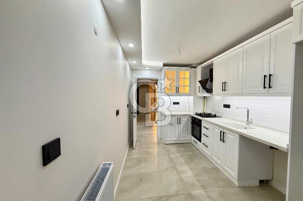 Güzelyalı’nın Kalbinde, Metroya Yürüme Mesafesinde Komple Yenilenmiş 3+1 Daire