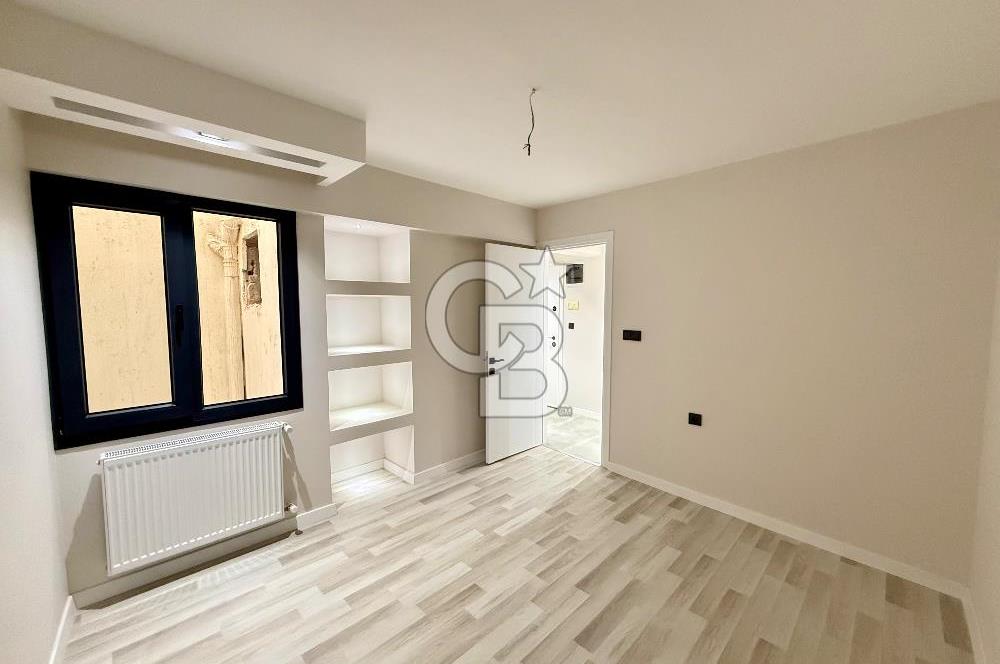 Güzelyalı’nın Kalbinde, Metroya Yürüme Mesafesinde Komple Yenilenmiş 3+1 Daire