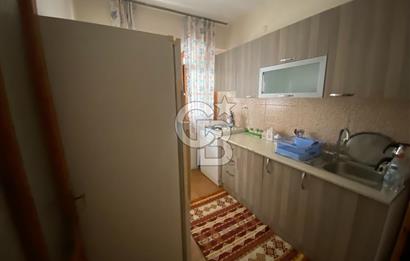 AKÇAY'DA KORDONA 300 MT EŞYALI AYRI MUTFAKLI ARA KAT DAİRE