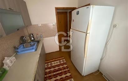 AKÇAY'DA KORDONA 300 MT EŞYALI AYRI MUTFAKLI ARA KAT DAİRE