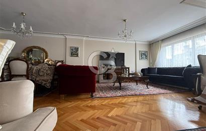 Karşıyaka Bostanlı Muhteşem Lokasyonda Satılık Lux 4+1 Daire