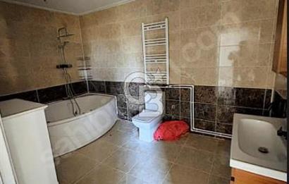 ÇANAKKALE'DE DOĞA İÇİNDE FULL BOĞAZ MANZARALI SATILIK 5+2 VİLLA