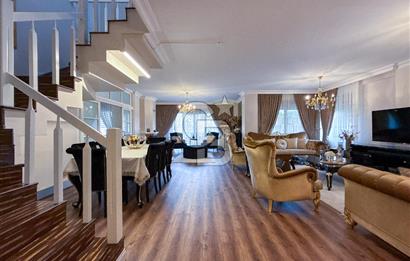 Bahçeşehir Yeşil Vadi Villaları Satılık 5+2 Villa