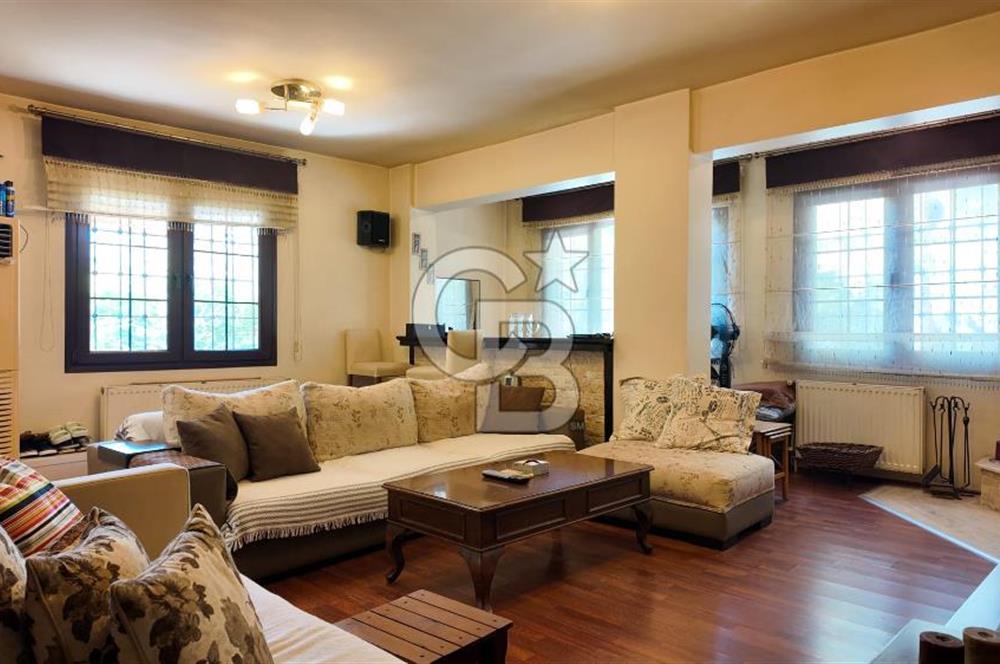 İzmir Bornova Forum AVM Yakını 4+1 Tripleks Müstakil Villa