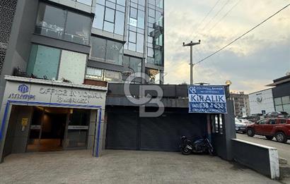 YOMRA MERKEZDE CANLI KONUMDA İŞ MERKEZİ İÇERİSİNDE 200 M² DÜKKAN FIRSATI 