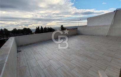 Yenice'de Deniz Manzaralı Yazlık