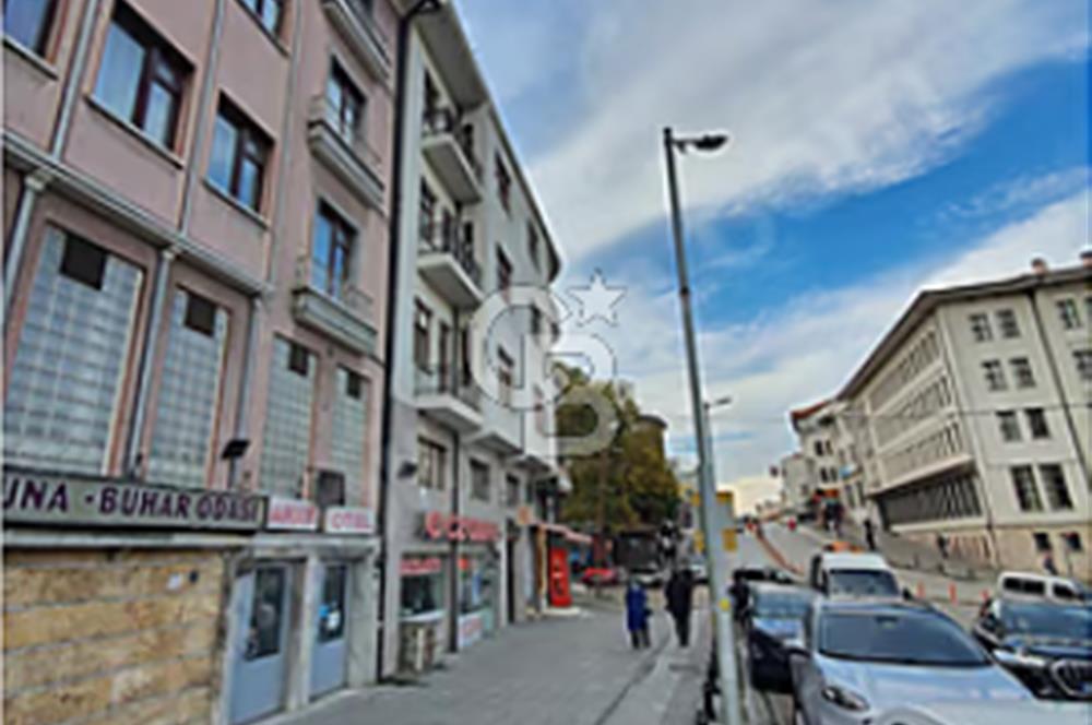 Ulus-Konya Sokak'ta 2400 m² Satılık Ticari Tarihi İş Hanı