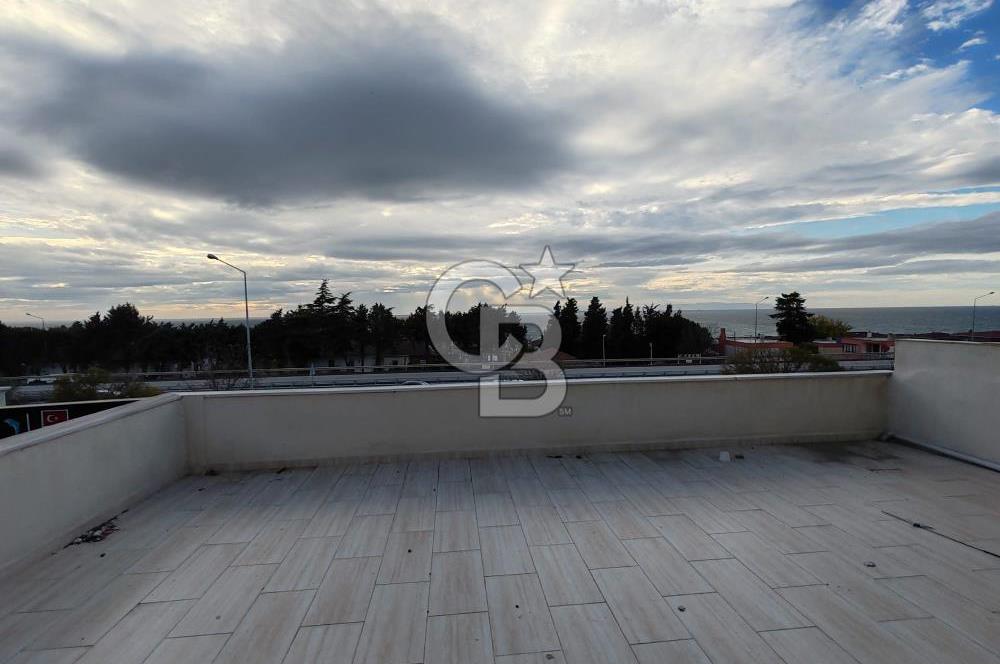 Yenice'de Deniz Manzaralı Yazlık