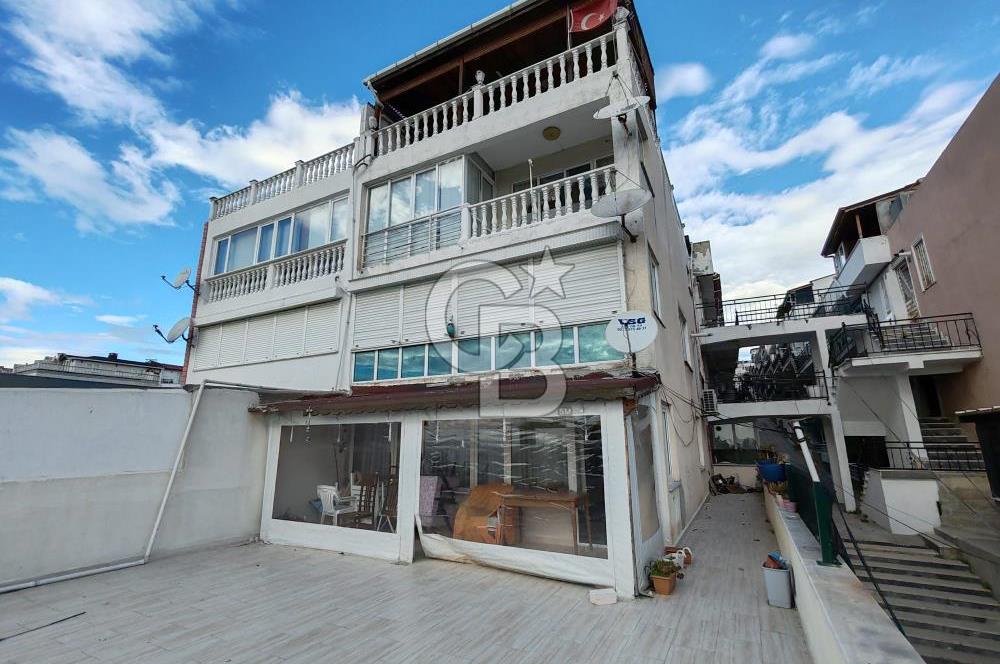 Yenice'de Deniz Manzaralı Yazlık