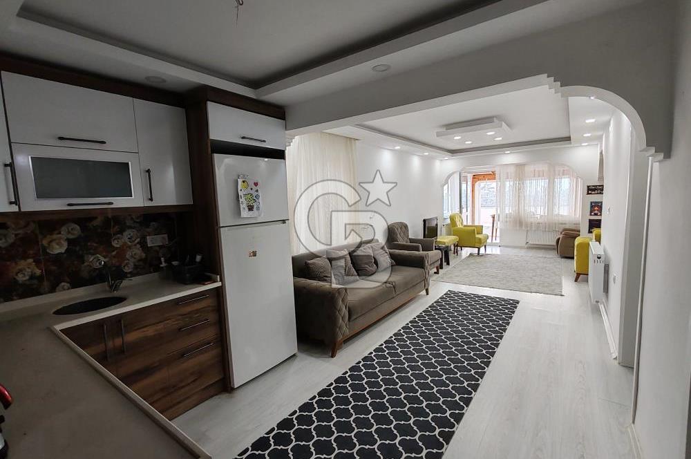 Yenice'de Deniz Manzaralı Yazlık