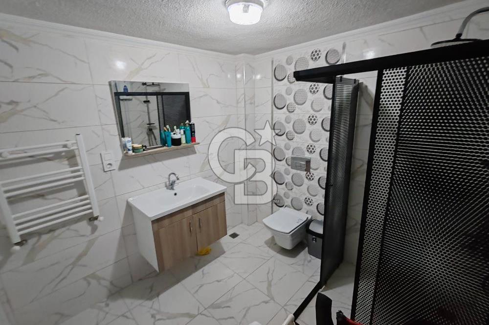 Yenice'de Deniz Manzaralı Yazlık