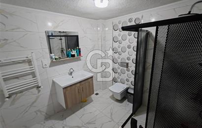 Yenice'de Deniz Manzaralı Yazlık