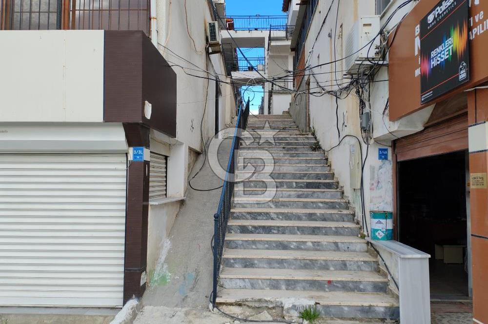 Yenice'de Deniz Manzaralı Yazlık