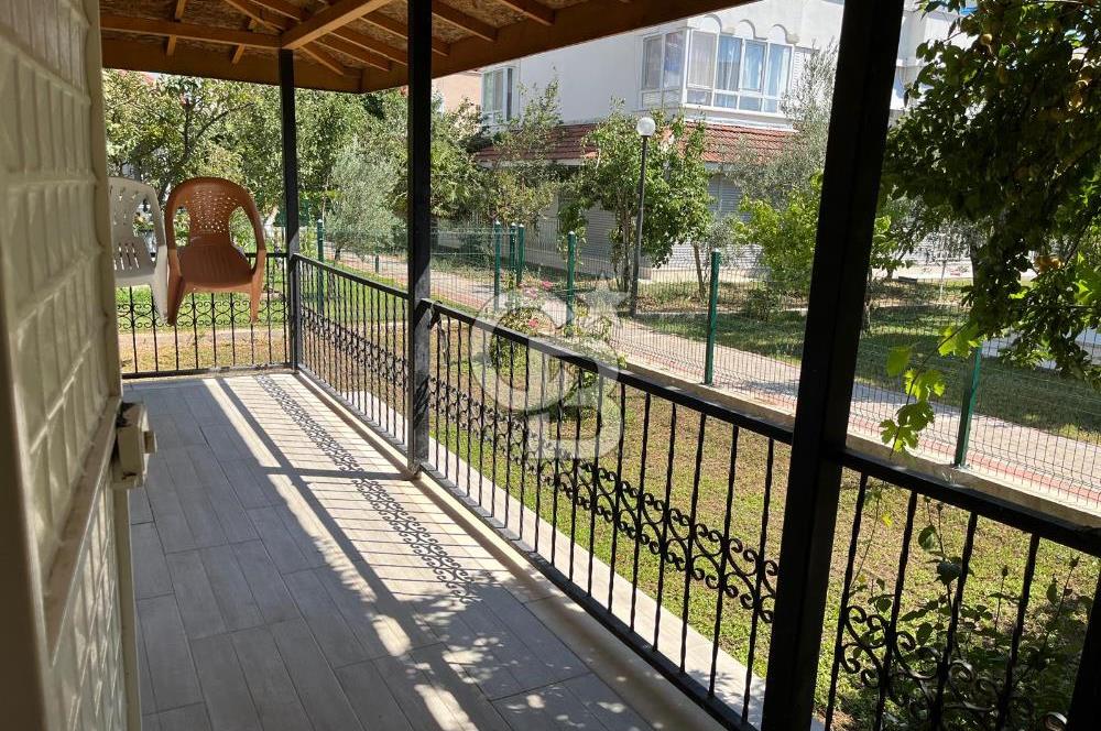 Dikili Salihleraltı’nda 3+1 Bahçeli Teraslı Satılık Müstakil Villa