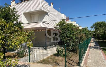 Dikili Salihleraltı’nda 3+1 Bahçeli Teraslı Satılık Müstakil Villa