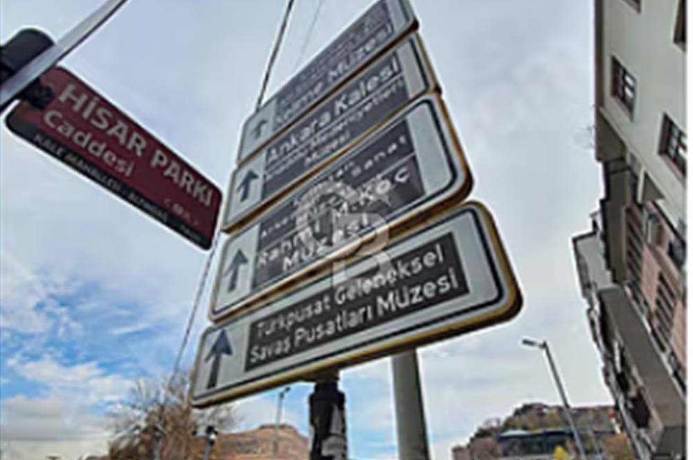 Ulus-Konya Sokak'ta 2400 m² Satılık Ticari Tarihi İş Hanı