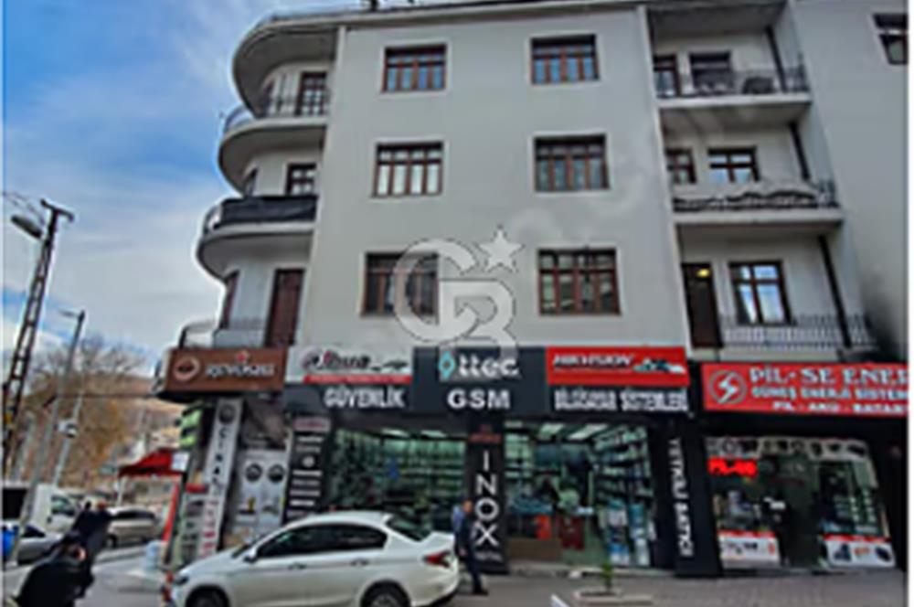 Ulus-Konya Sokak'ta 2400 m² Satılık Ticari Tarihi İş Hanı