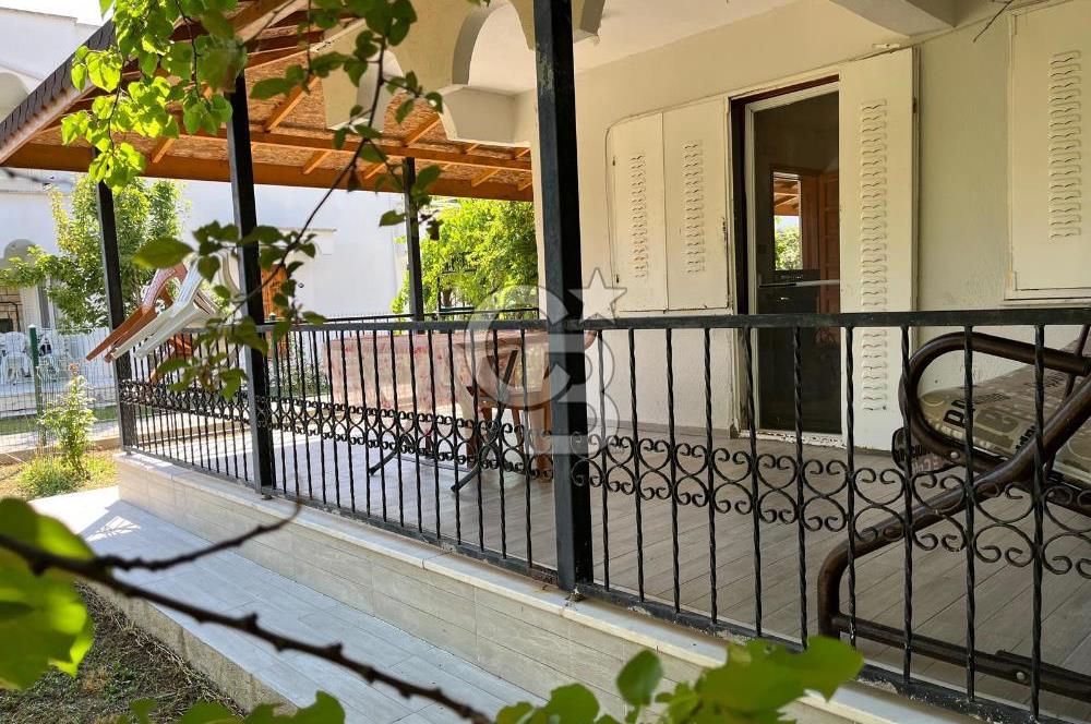 Dikili Salihleraltı’nda 3+1 Bahçeli Teraslı Satılık Müstakil Villa