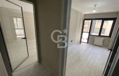 ABİDE-İ HÜRRİYET CADDESİ ÜZERİNDE İÇİ YENİLENMİŞ DAİRE & OFİS