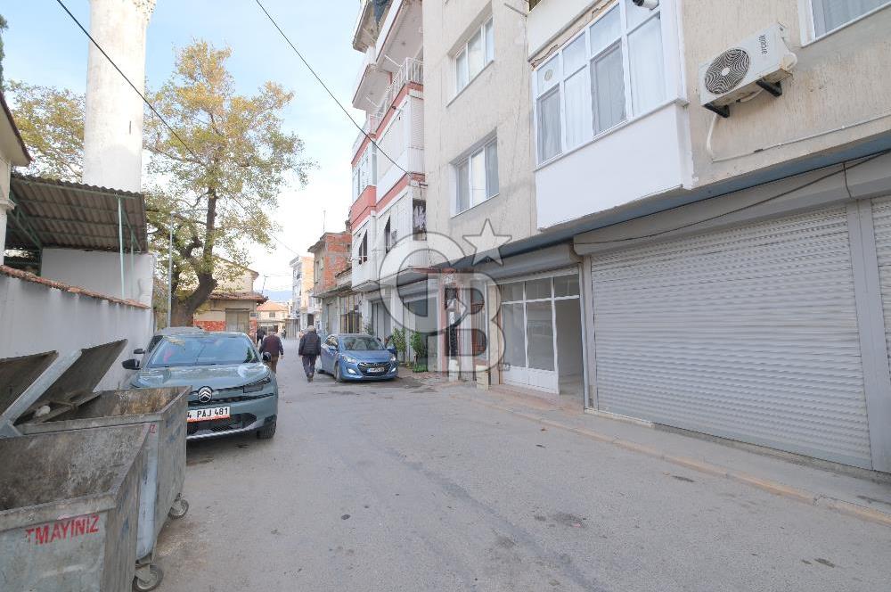 MENEMEN MERMERLİ ESKİ MAHKEME CADDESİNDE SATILIK DÜKKAN