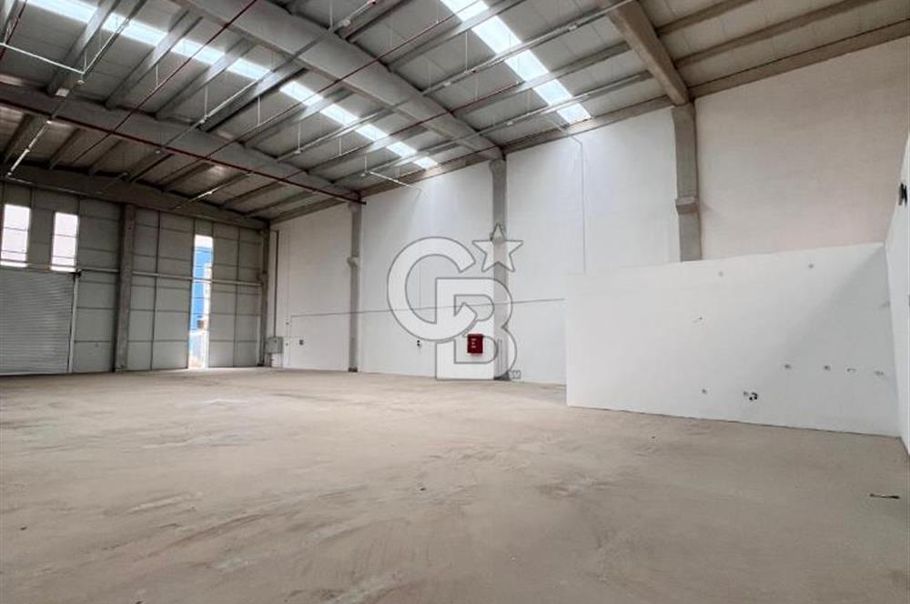 OVİNYUM ALÜMİNYUMCULAR SANAYİ SİTESİNDE KİRALIK 988M2 DÜKKAN