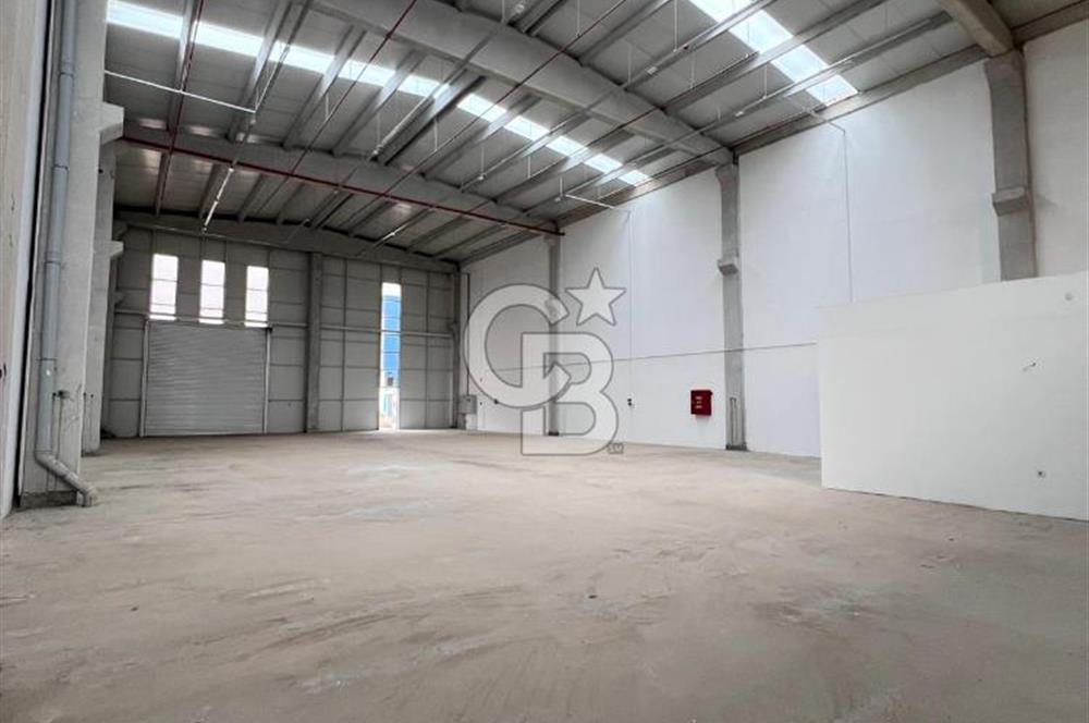 OVİNYUM ALÜMİNYUMCULAR SANAYİ SİTESİNDE KİRALIK 988M2 DÜKKAN