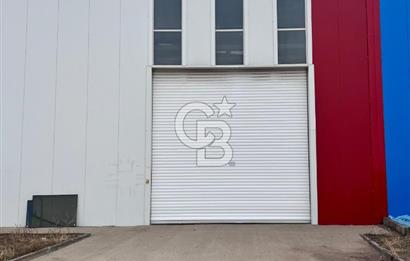 OVİNYUM ALÜMİNYUMCULAR SANAYİ SİTESİNDE KİRALIK 988M2 DÜKKAN