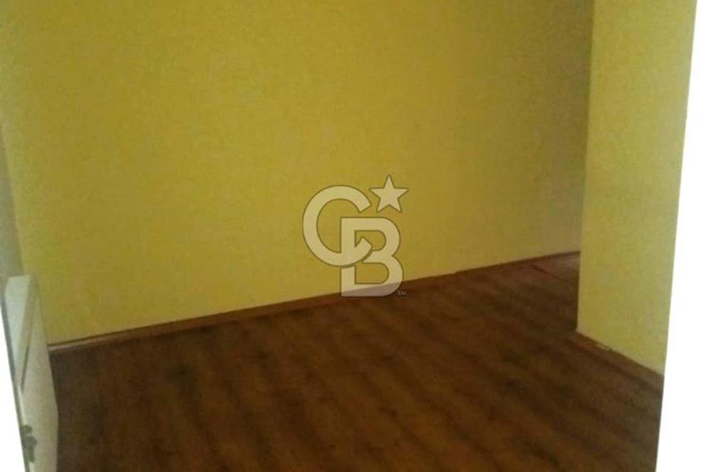 Göztepe’de Kiralık Asansörlü 3+1 Daire