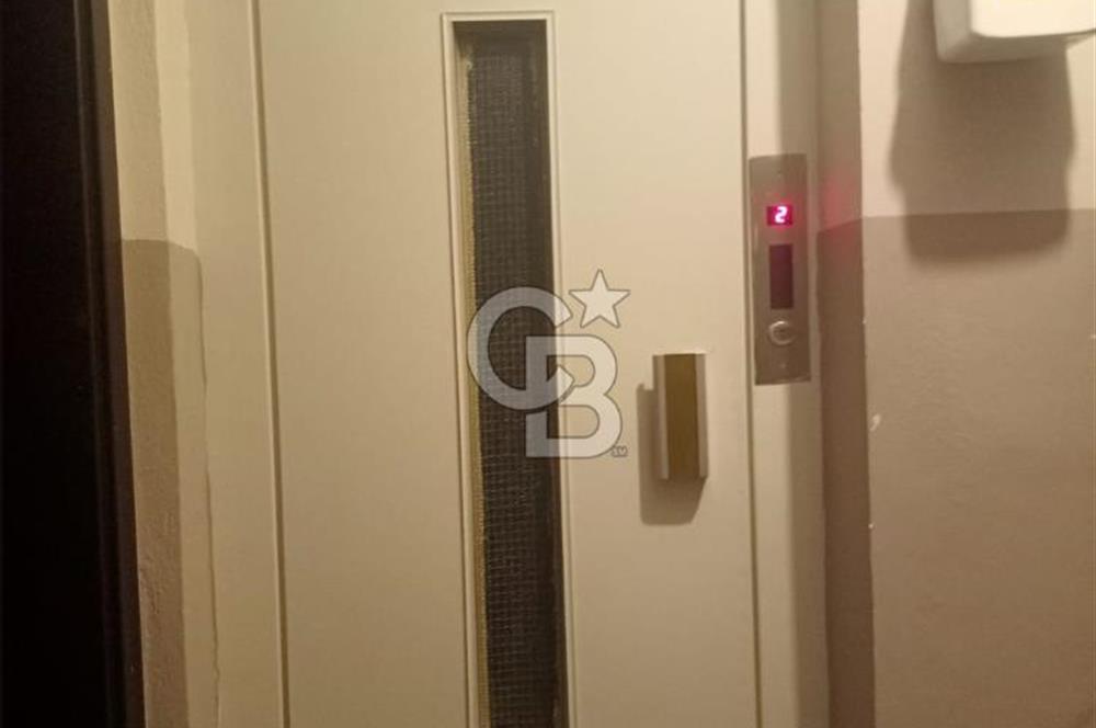 Göztepe’de Kiralık Asansörlü 3+1 Daire
