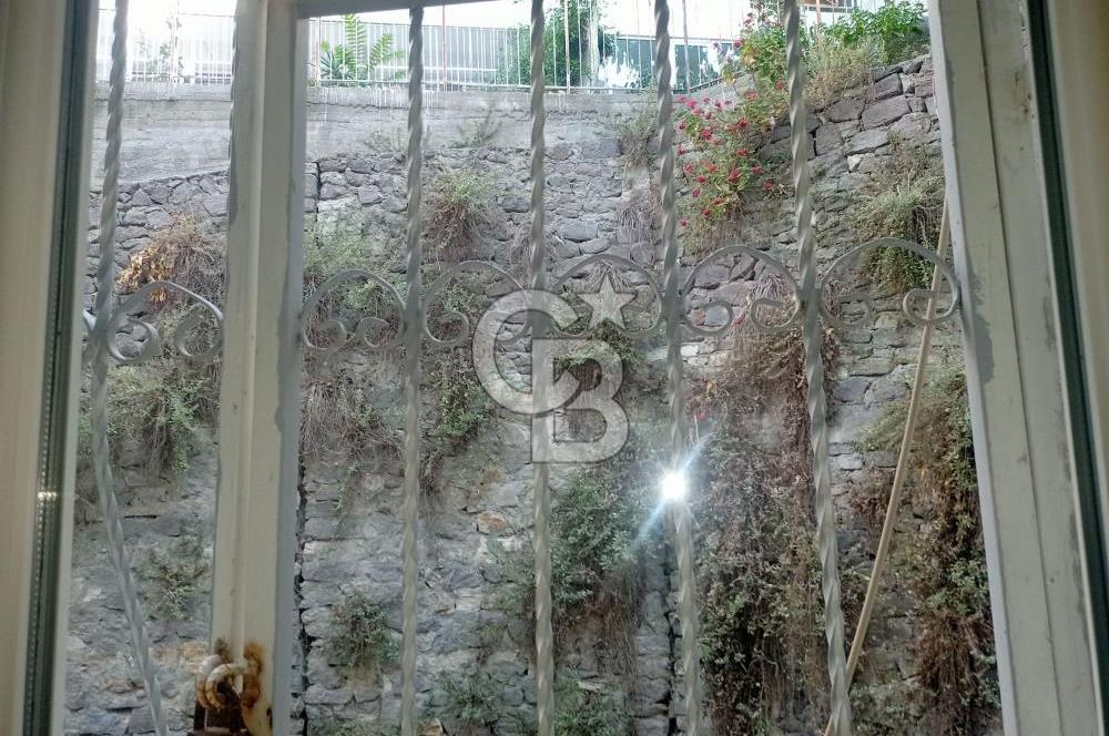 Göztepe’de Kiralık Asansörlü 3+1 Daire