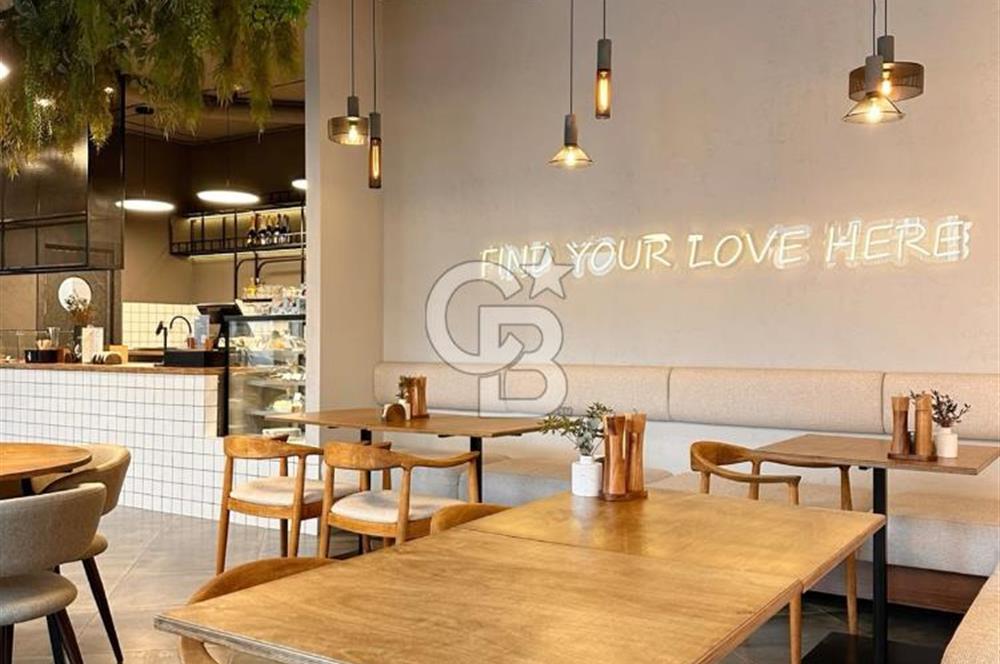 İzmir Karşıyaka Bostanlı’da Devren Kiralık. Kafe 