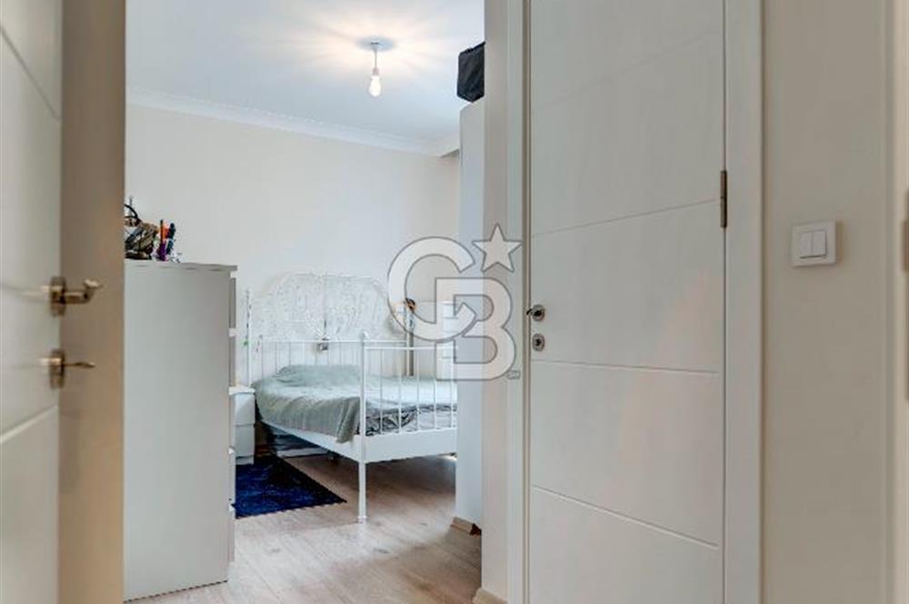 Şenesenevler Minibüs Cad. Üzerinde Ön Cephe Kiralık 2+1 Daire 